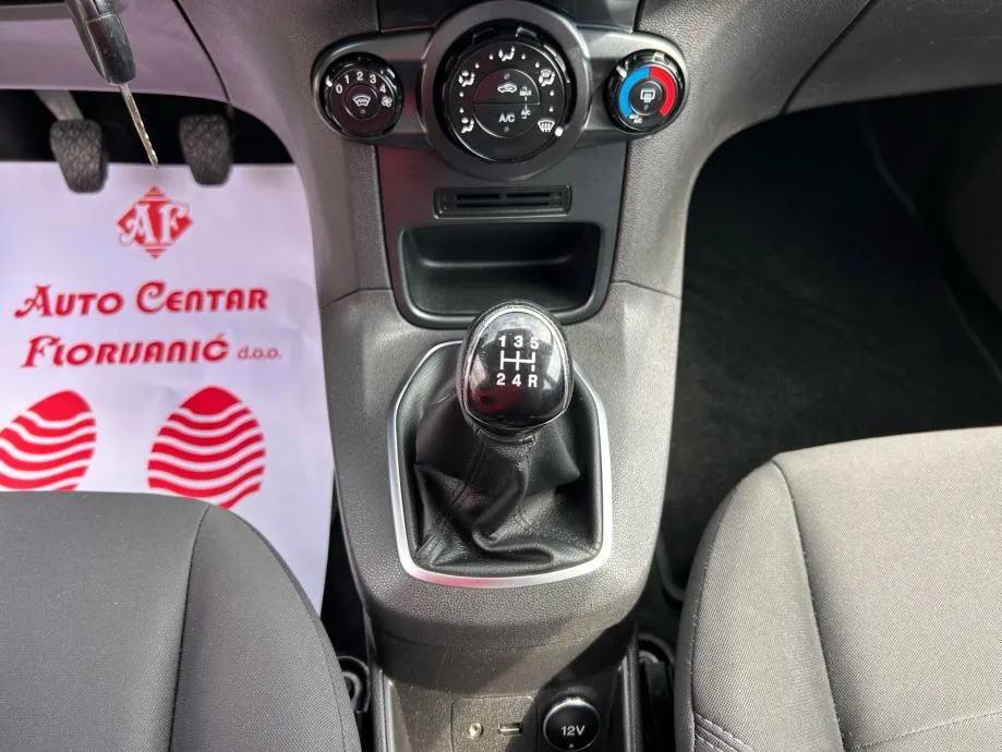ford fiesta 1,0 benzin 2014.,servisna, 5-vrata, klima, el. paket... - slika 17