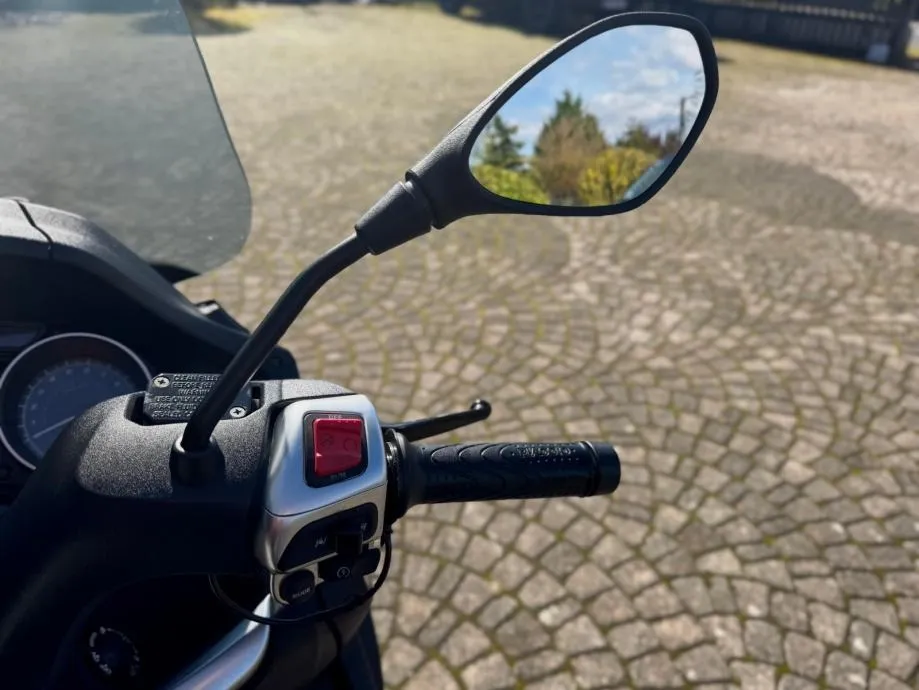 piaggio mp3 500 lt sport abs tcs,b kategorija, 2017 god. - slika 17