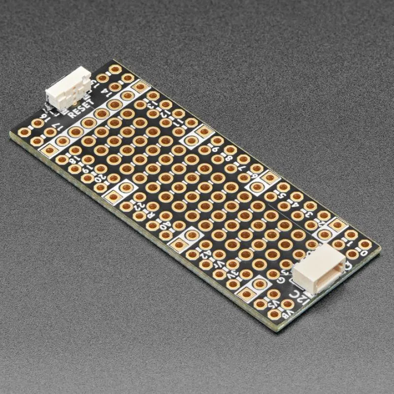 Adafruit PiCowbell Proto za Pico - Zagreb