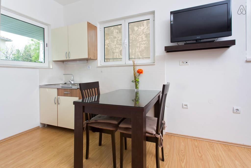 split,bačvice,studio apartman, blizu mora, besplatan parking - slika 6
