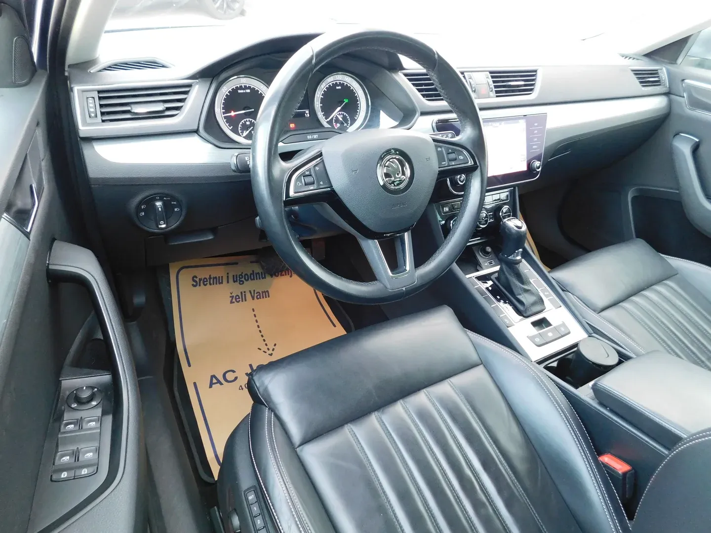11447 škoda superb combi ambition 1.6 tdi dsg - slika 8