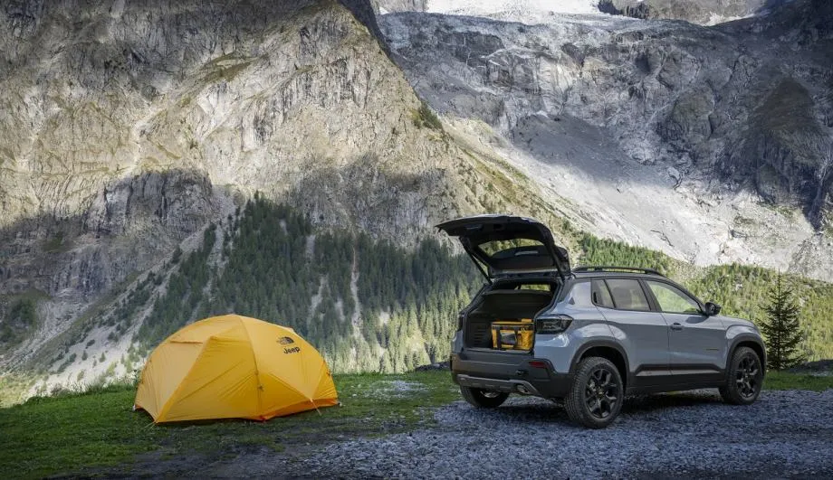 jeep avenger 4xe the north face edition automatik - slika 6