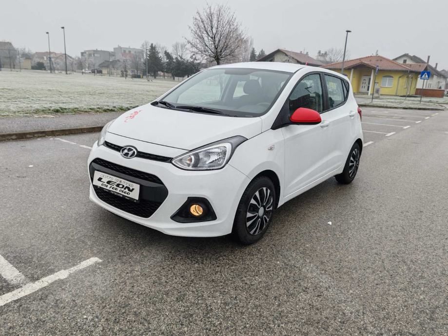 Hyundai i10 1,0 2015 god,55000 km,klima,kartice - Slavonski Brod
