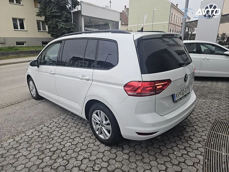 volkswagen touran 2.0 tdi dsg comfortline 110kw - slika 4