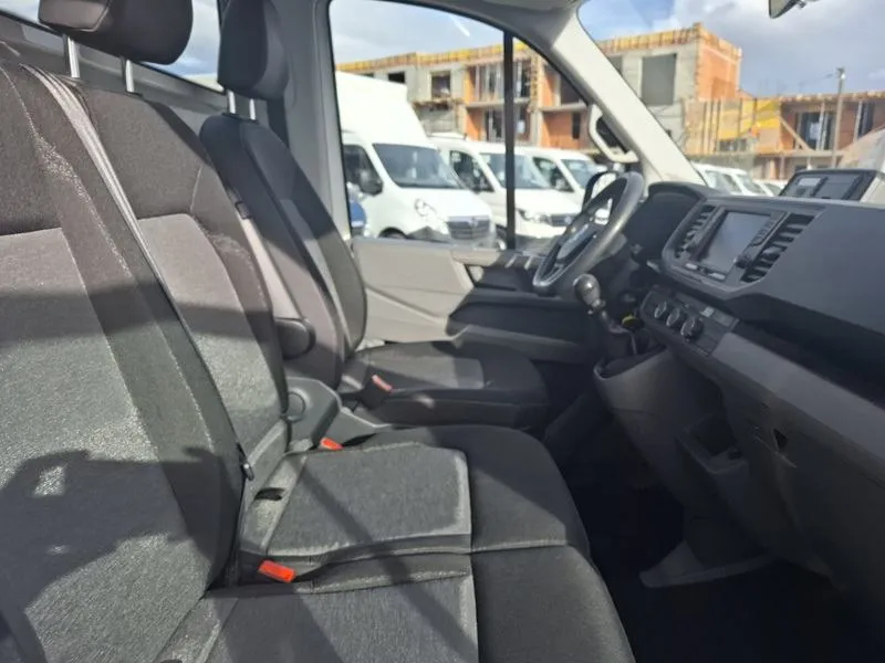 volkswagen crafter 2.0 tdi*c kategorija*klima*46000km* - slika 11