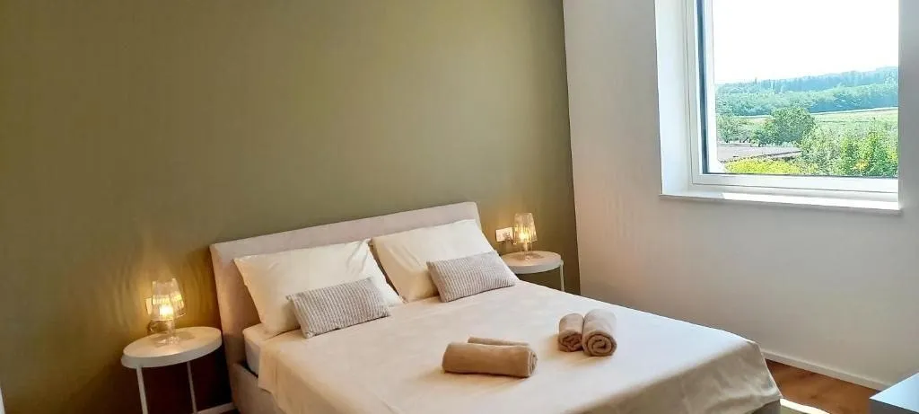 umag-moderna villa sa bazenom samo 900 m od plaže na prodaji (prodaja) - slika 13