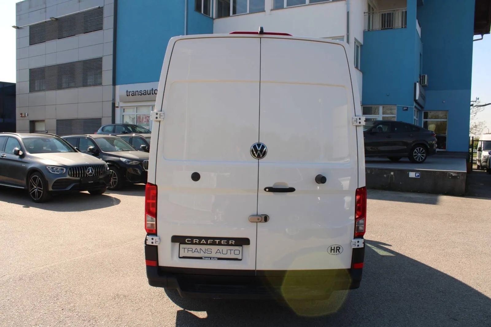 vw crafter 2.0 tdi l3h3 140ks *kamera*, 2024 god. - slika 5