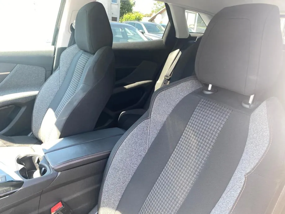 peugeot 3008 1,5 bluehdi automatik, navi, virtual, 4x garancija!!! - slika 10