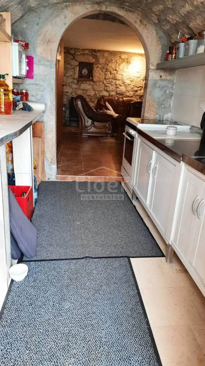 kuća dramalj, 330m2 - slika 5