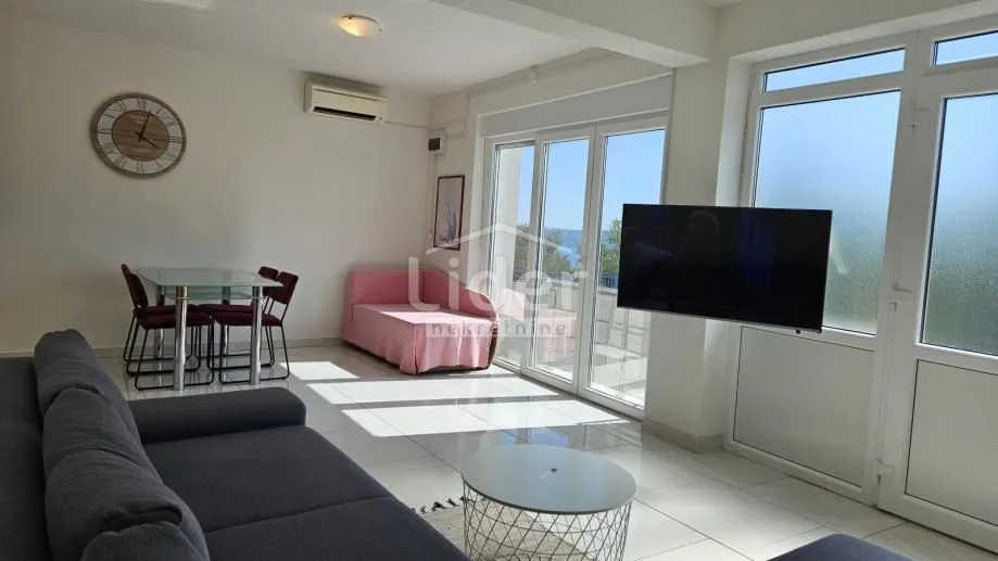 dramalj apartman, krovna terasa i pogled na more - slika 4