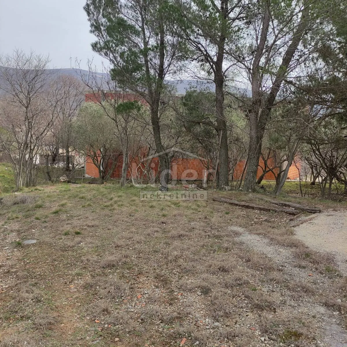 kruševo, roh-bau stambeno poslovna zgrada 300m2 - slika 8