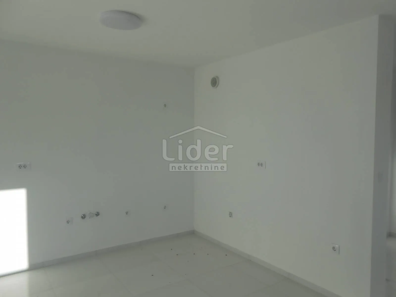 crikvenica novi apartman 350 m od mora - slika 9