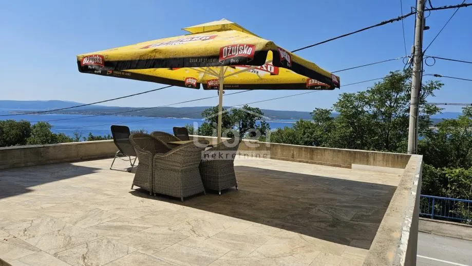 dramalj apartman, krovna terasa i pogled na more - slika 15