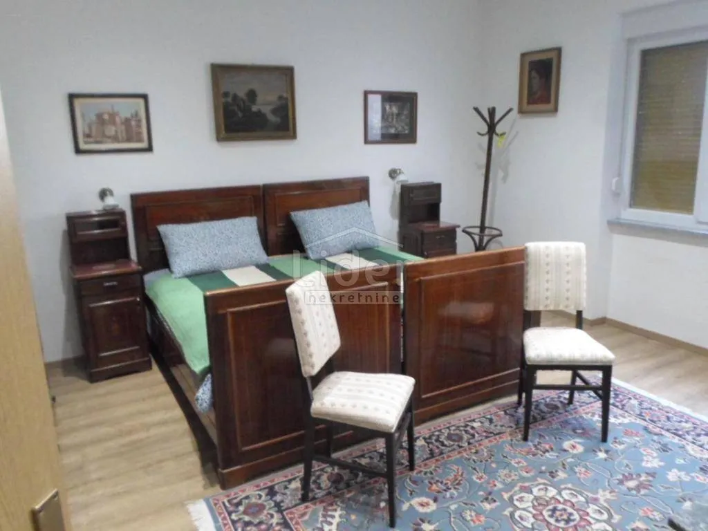 opatija, stan od 96m2 sa vrtom pretvoren u 2 manja stana... - slika 11