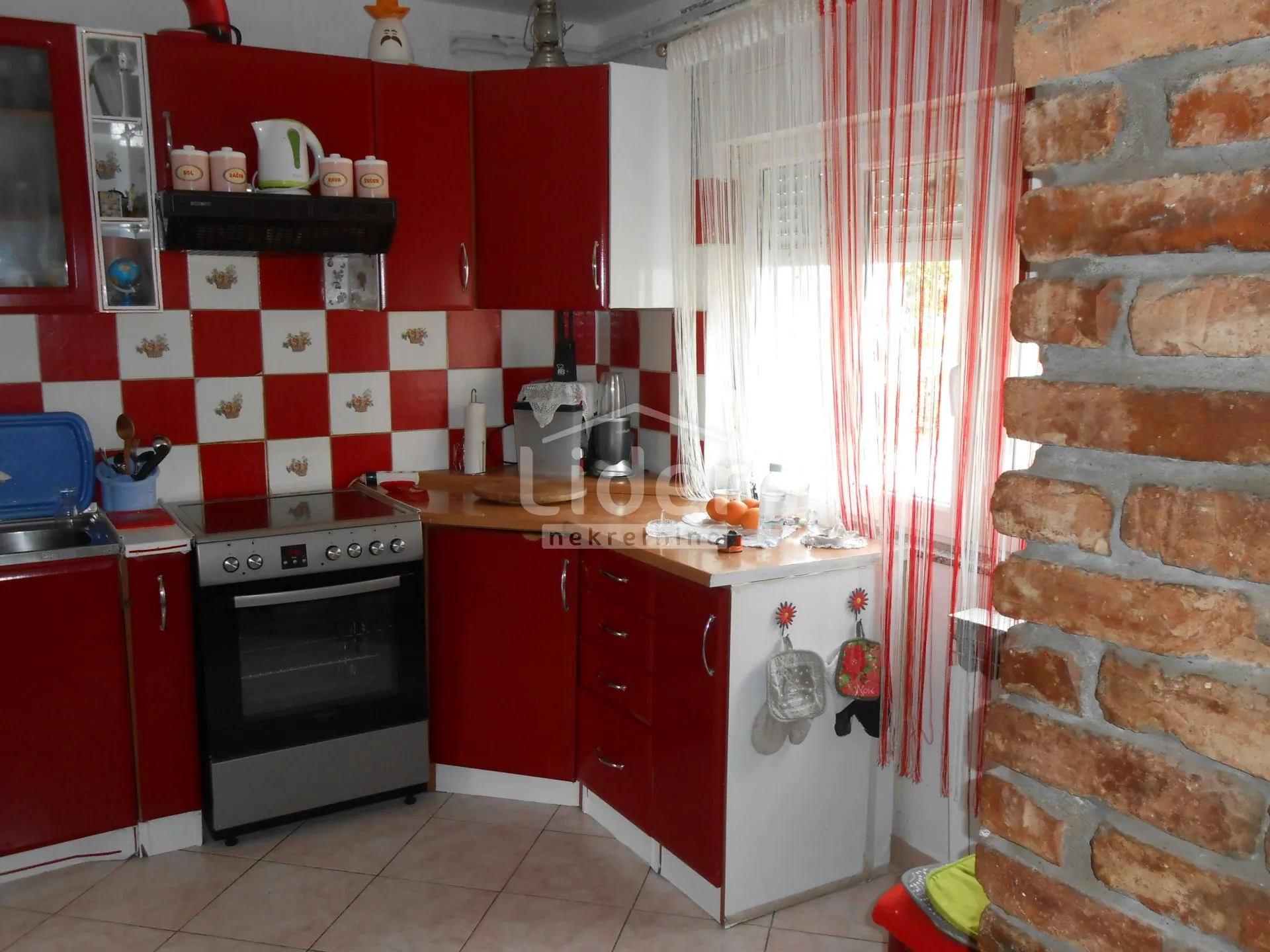 zvoneća kuća s 2 terase i otvorenim pogledom - slika 4