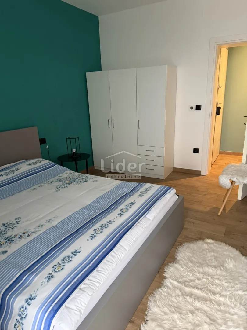 opatija stan 158m2 + 298m2 okućnice+ garaža - slika 13