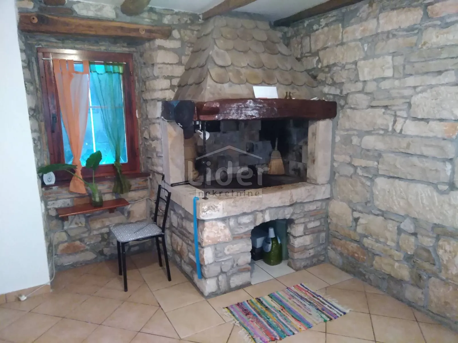 istarska kamena kuća u okolici grožnjana! - slika 11