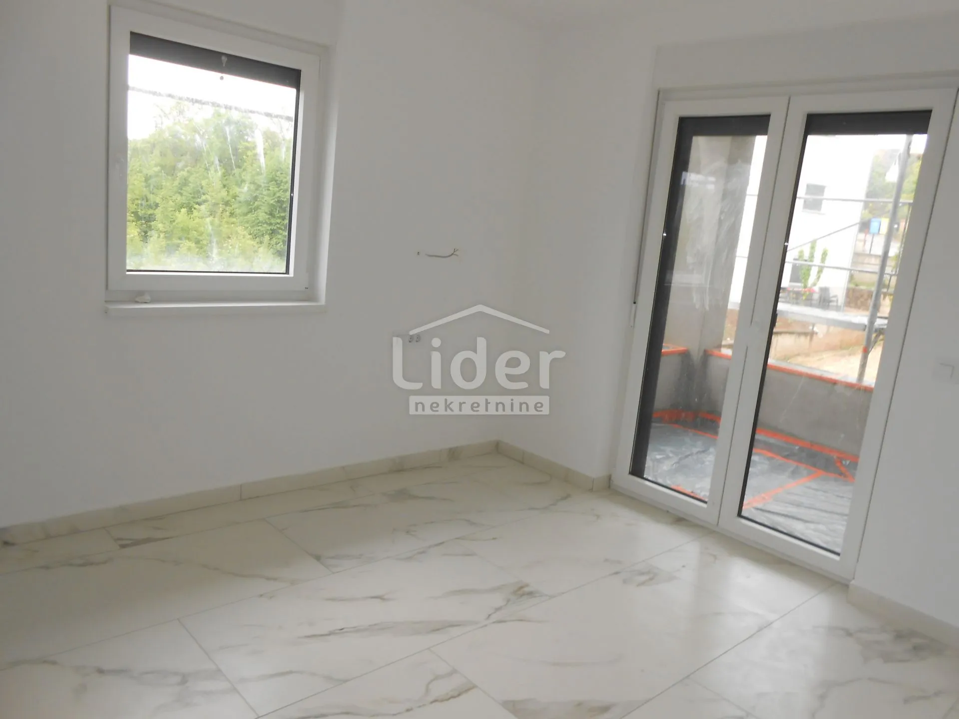 hlapa (otok krk) novi apartman s 2 lođe - slika 4