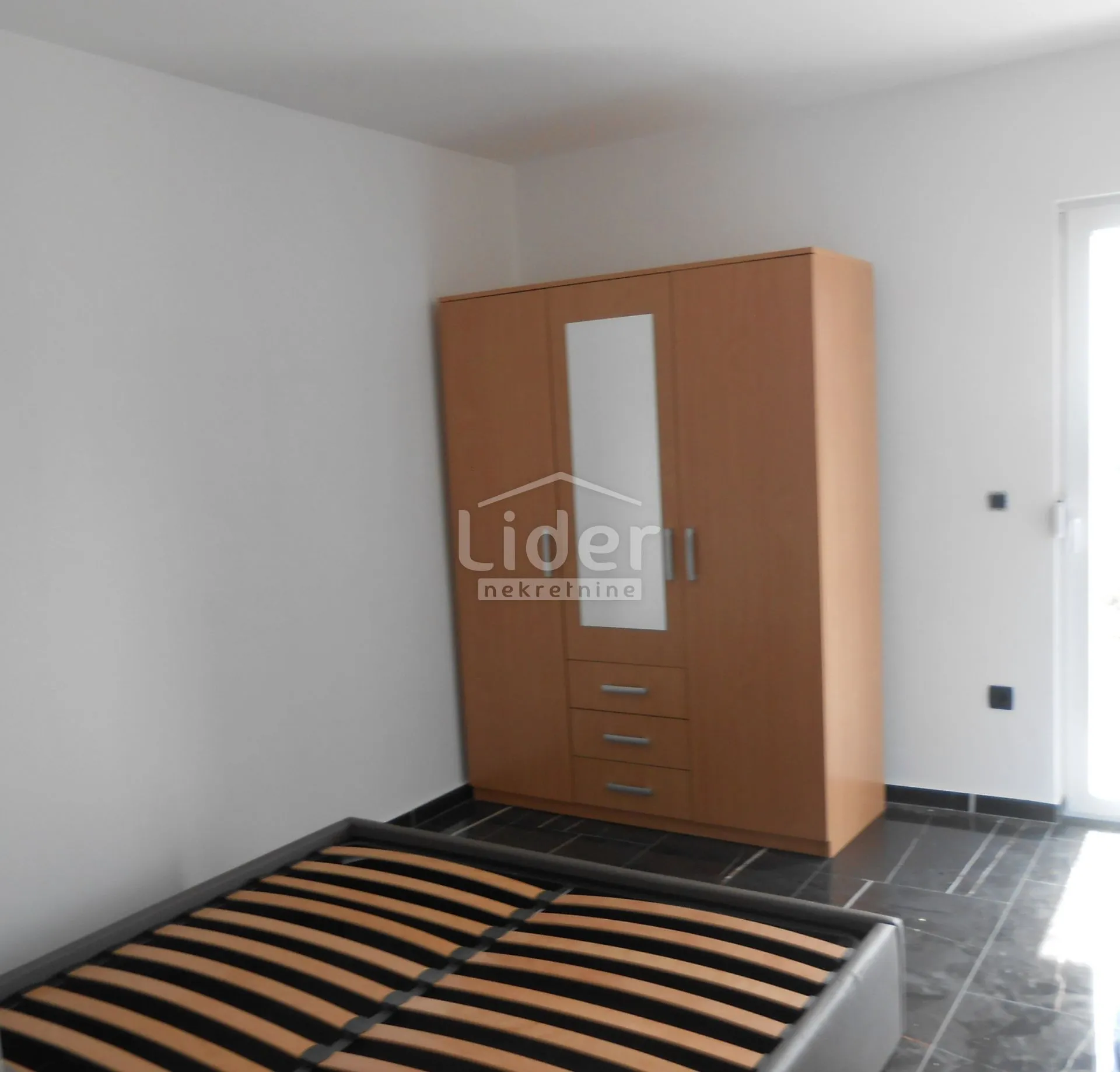 kastav kuća za smještaj radnika, 5 stanova, 455m2 - slika 7
