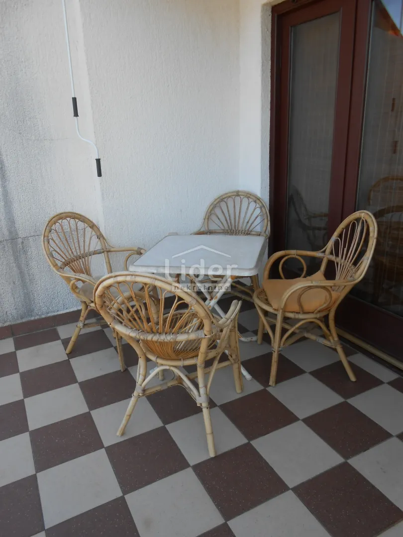 malinska apartman od 58 m2 s lođom - slika 14