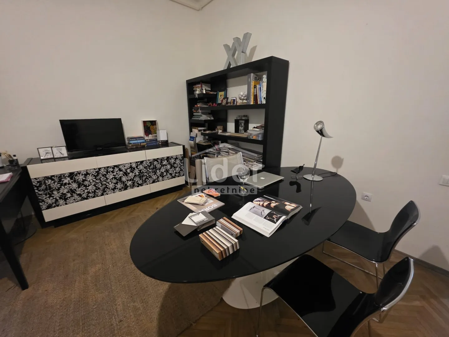 centar, 200m2, 4s+db, dizajnerski građanski stan - slika 49