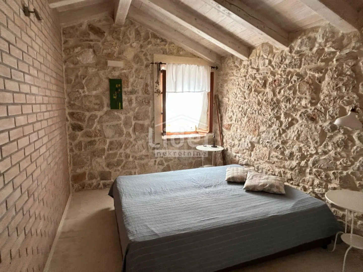 otok susak-kamena kuća - slika 6