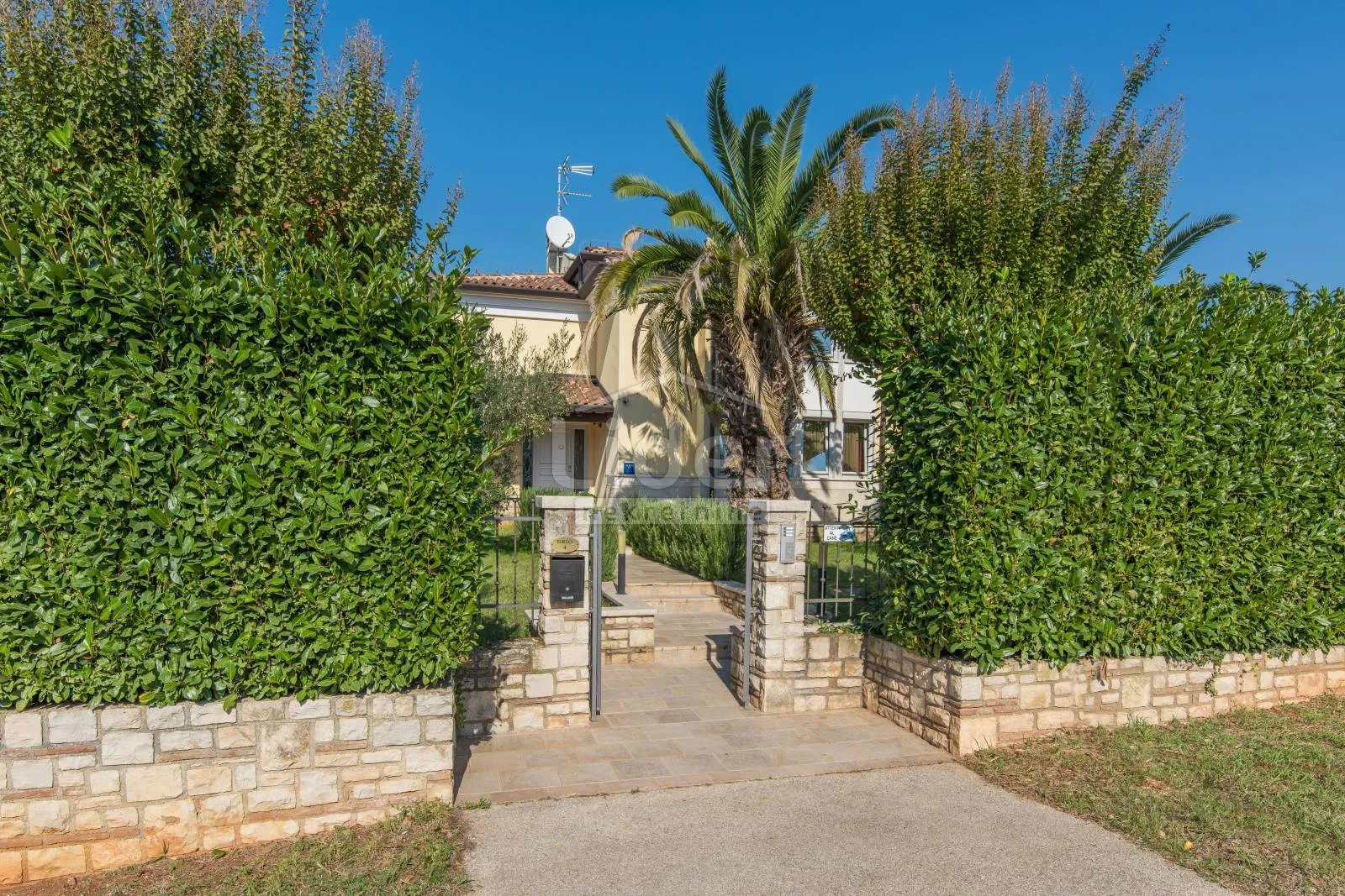 poreč-prekrasna vila na odličnoj lokaciji - slika 10