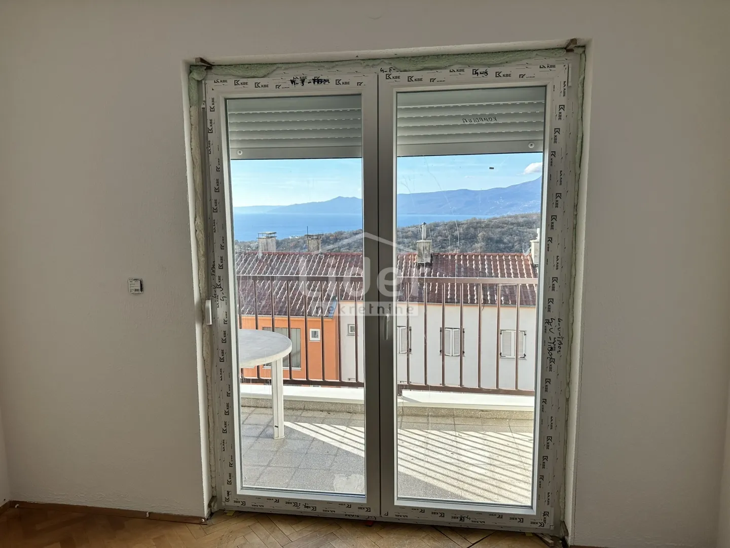 škurinje nn, 84m2 3s+db stan s pogledom na more - slika 21