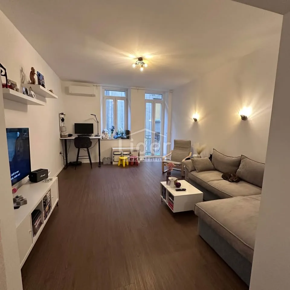 centar, prekrasan stan od 65m2, 2-balkona, 2.kat - slika 6
