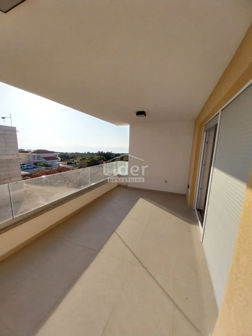 Apartman 2s+db, Novogradnja Novalja (gaj)