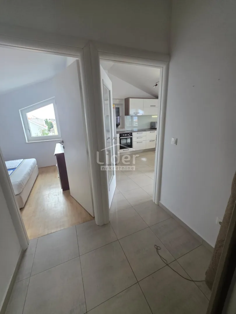 novalja-gaj, 70m od mora, penthouse, 2 stana - slika 11