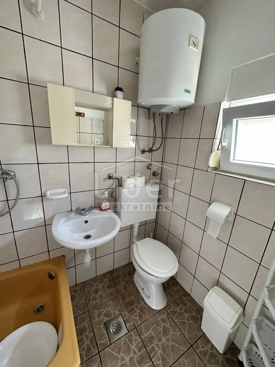 kuću na samo 60m od mora - slika 21