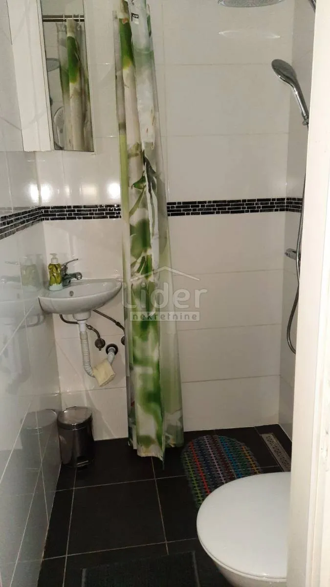 kuća dramalj, 330m2 - slika 11