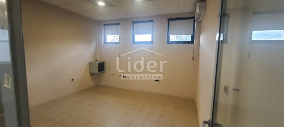 prekrasan poslovni prostor za najam - slika 13