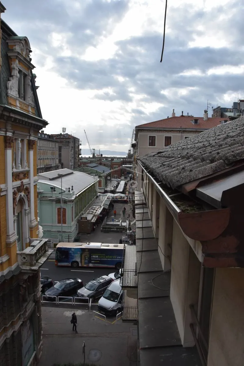 rijeka strogi centar, 2s+db, 73m2 - slika 10