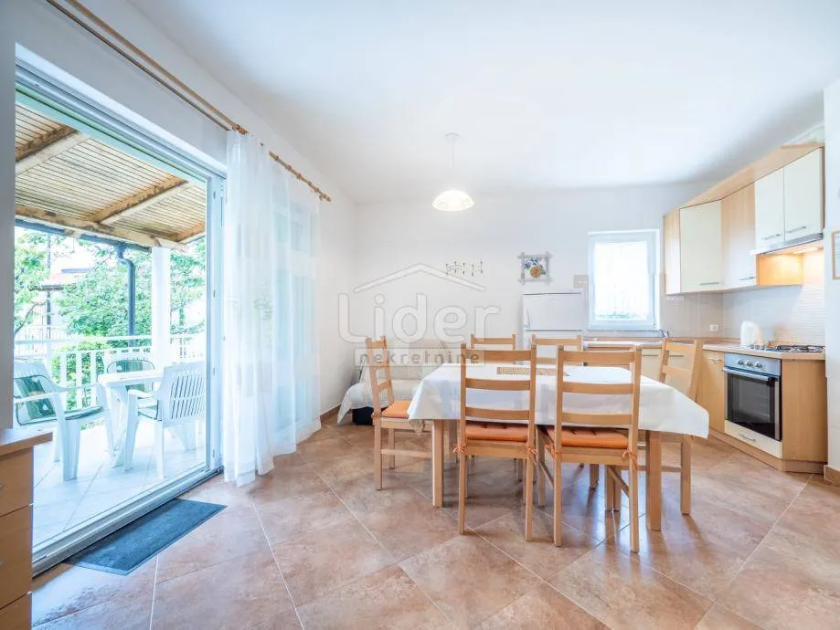baška, 2 apartmana - slika 5