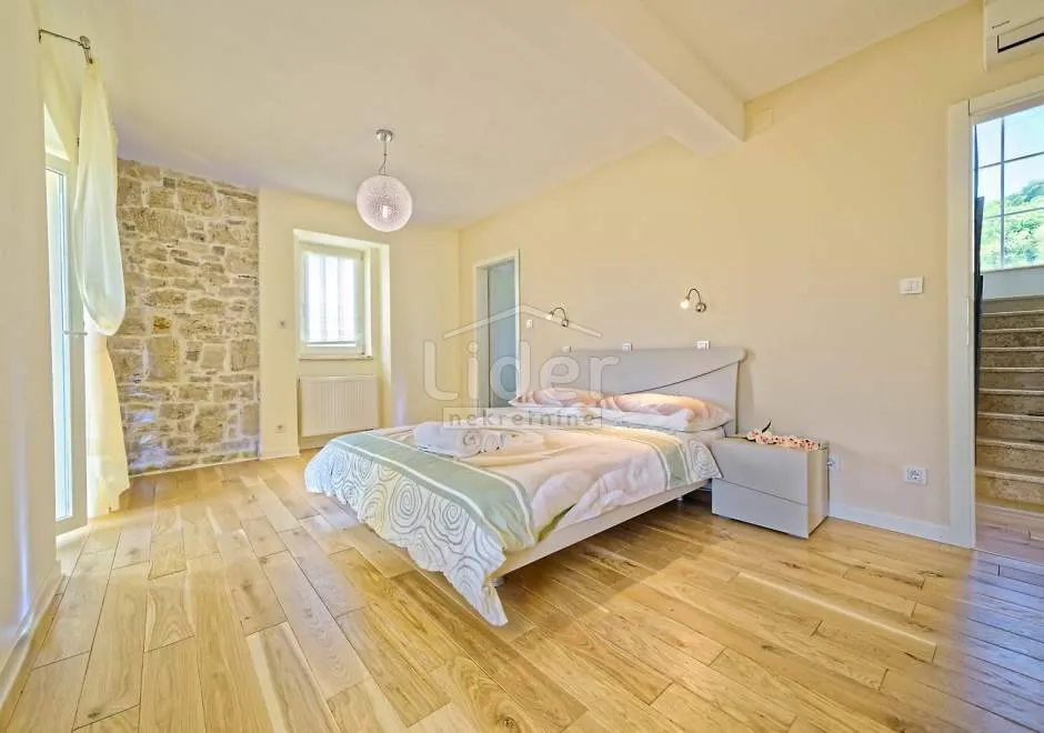 motovun villa na osami sa bajkovitim pogledom! - slika 18