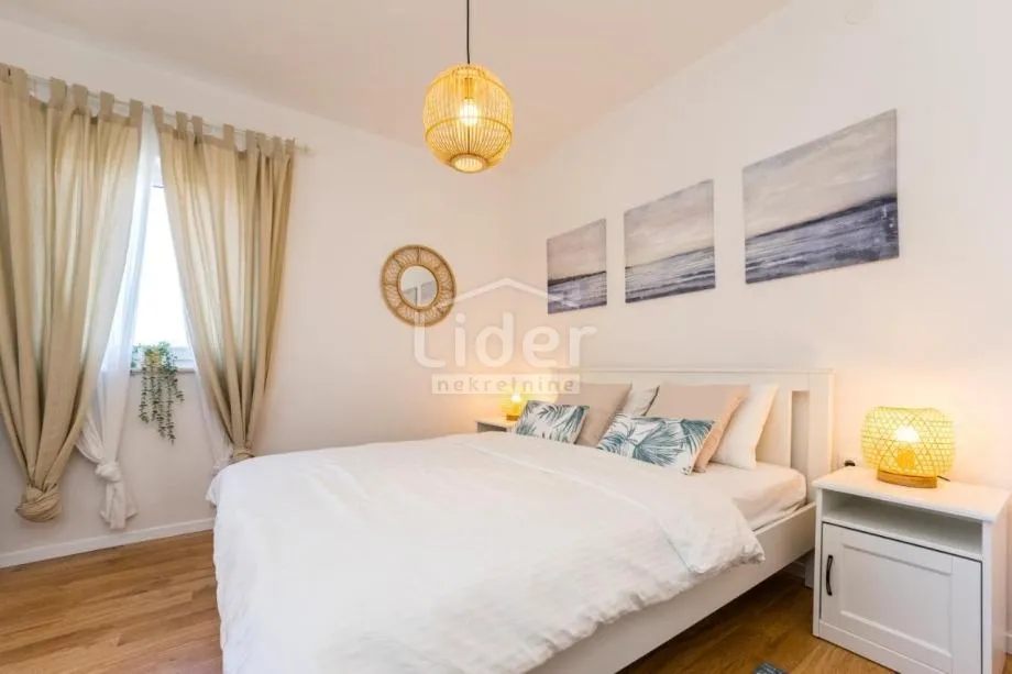 novalja, 3s+db, 2 balkona, namješten, 207.500 € - slika 5