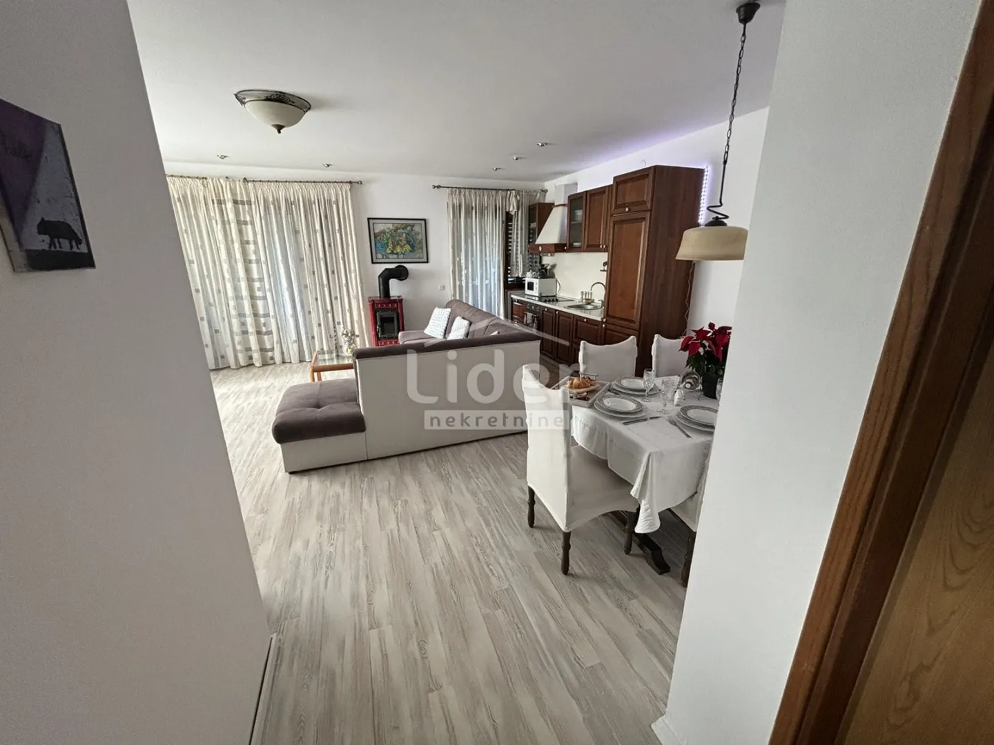 apartman u malinskoj 74 m2 - slika 2