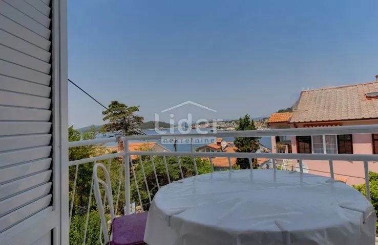 mali lošinj-kuća s pogledom na more i grad - slika 11