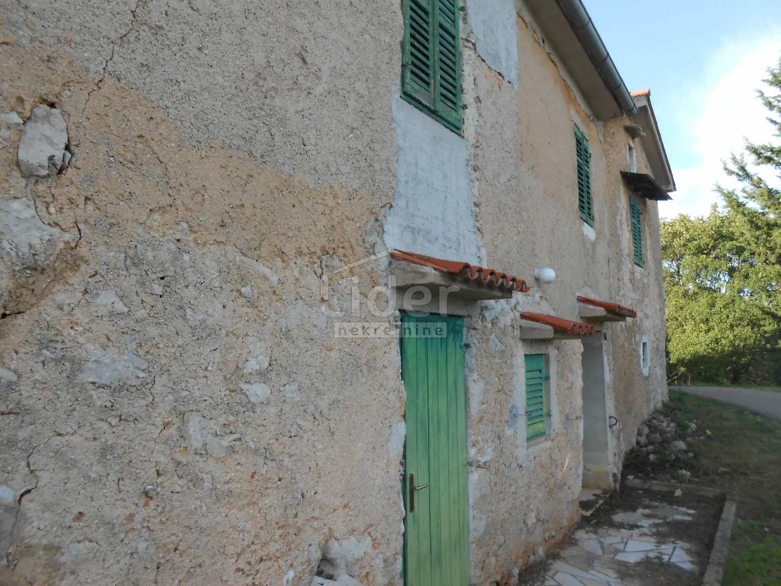 brseč kuća u prirodi s pogledom na more - slika 4