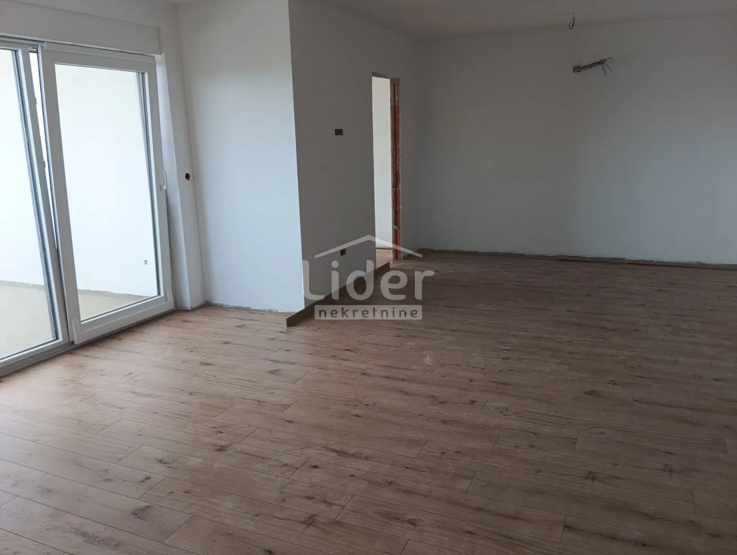 SRDOČI-4S+DB stan u novogradnji - Rijeka