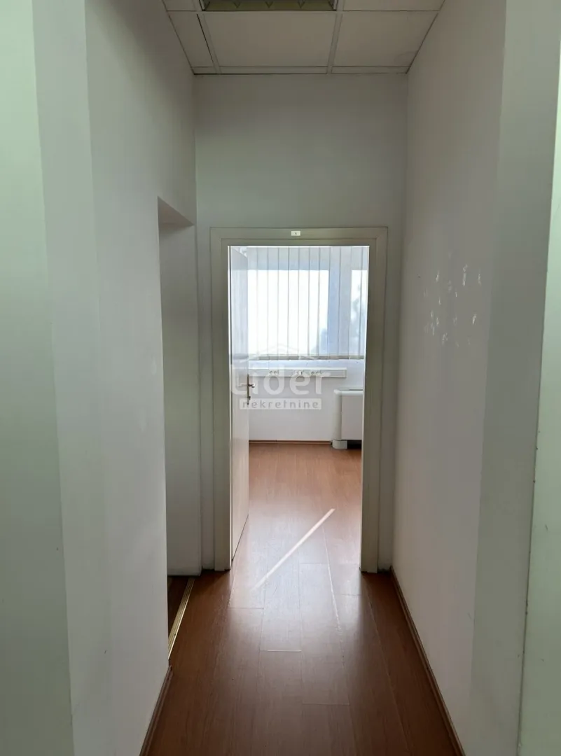 poslovni prostor-škurinje - slika 10