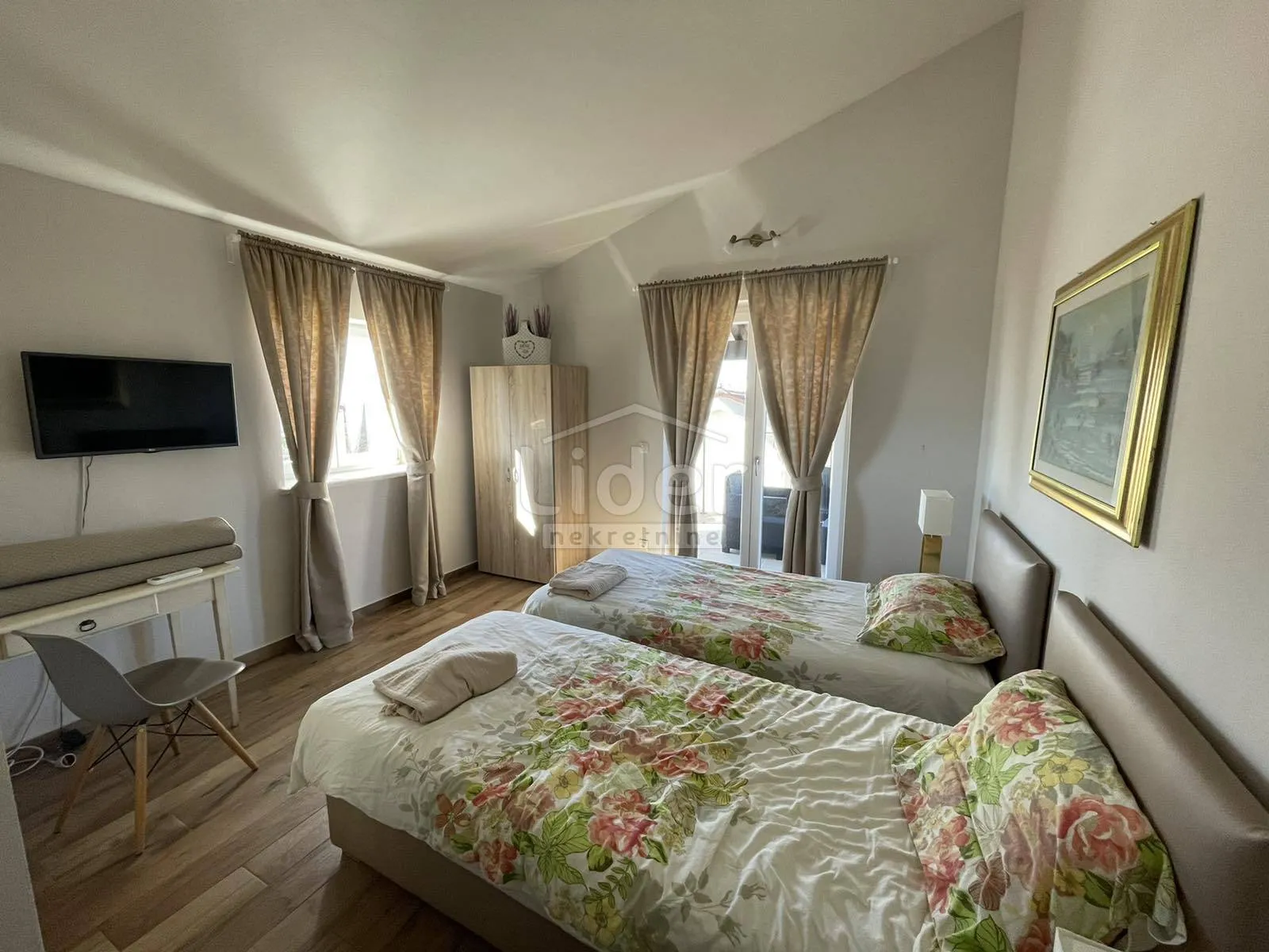moderno-rustikalna vila s pogledom na more! - slika 15