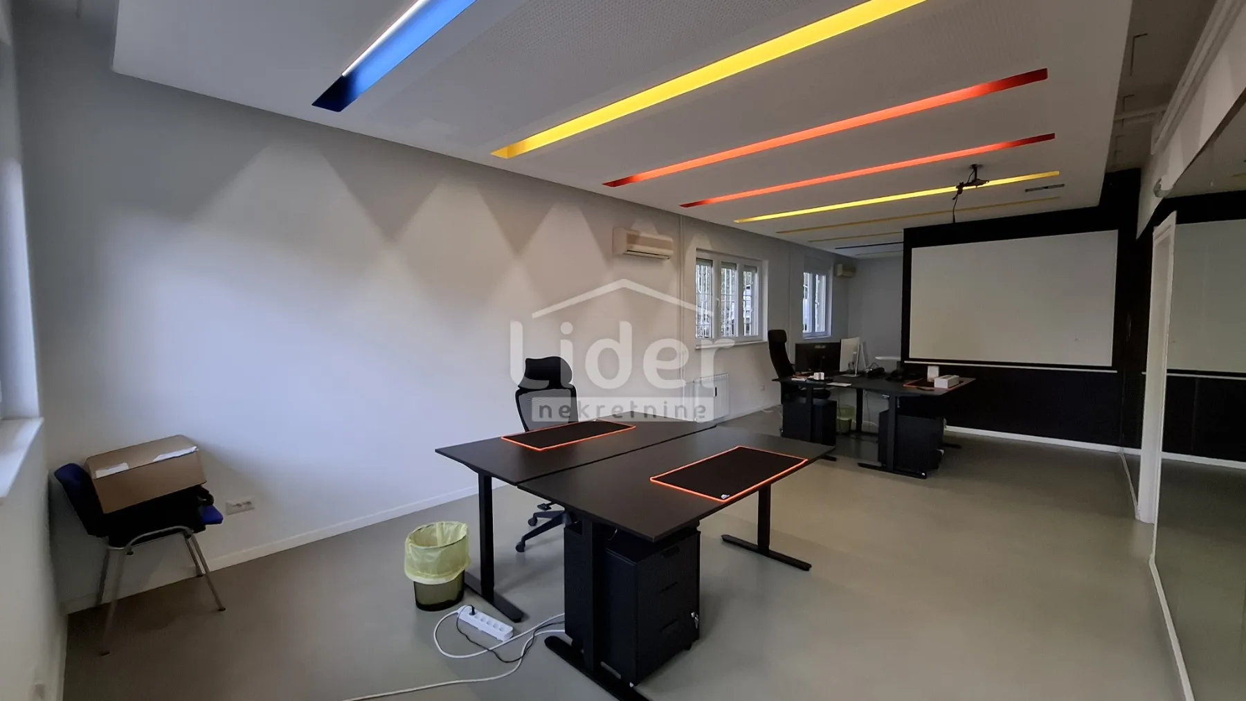 centar - poslovni prostor 180 m2 - slika 6
