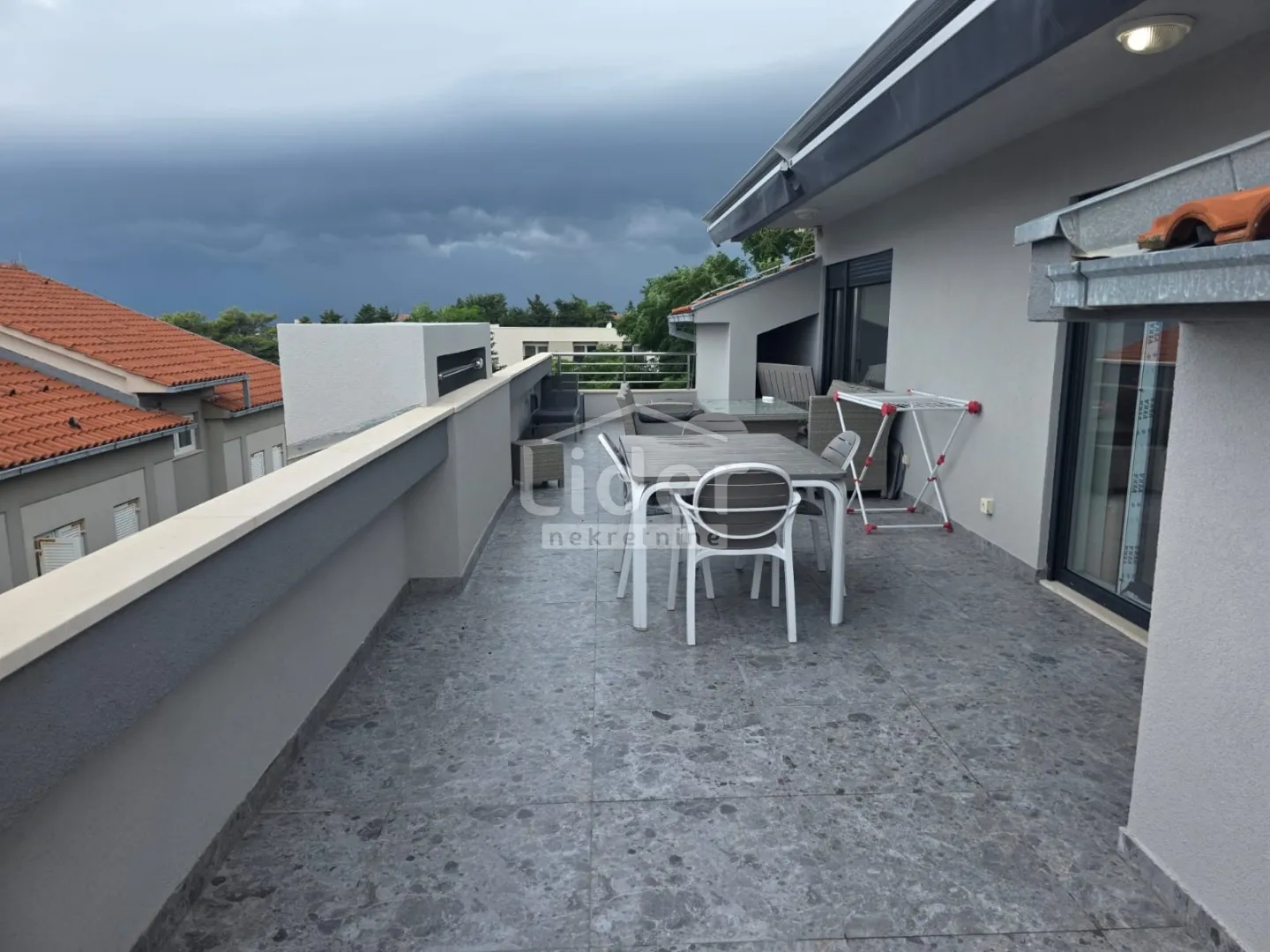 novalja-gaj, 70m od mora, penthouse, 2 stana - slika 9