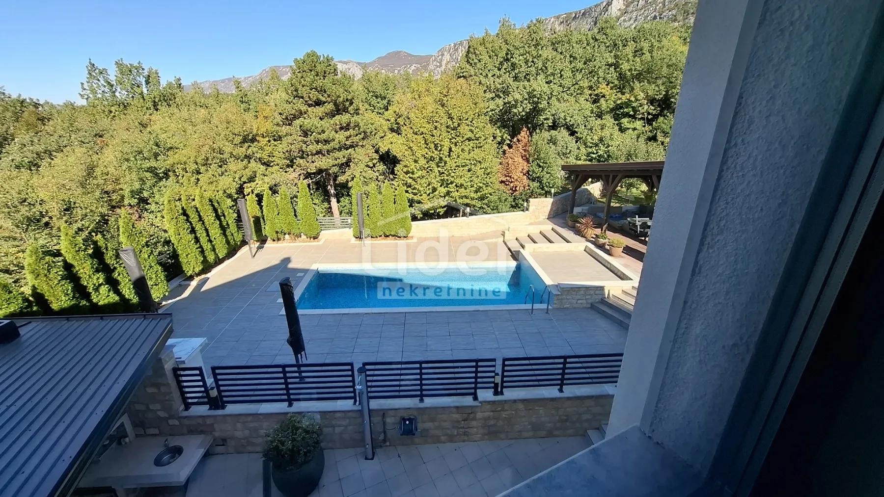 vila s vanjskim i unutarnjim bazenom,saunom ,crikvenica - slika 3
