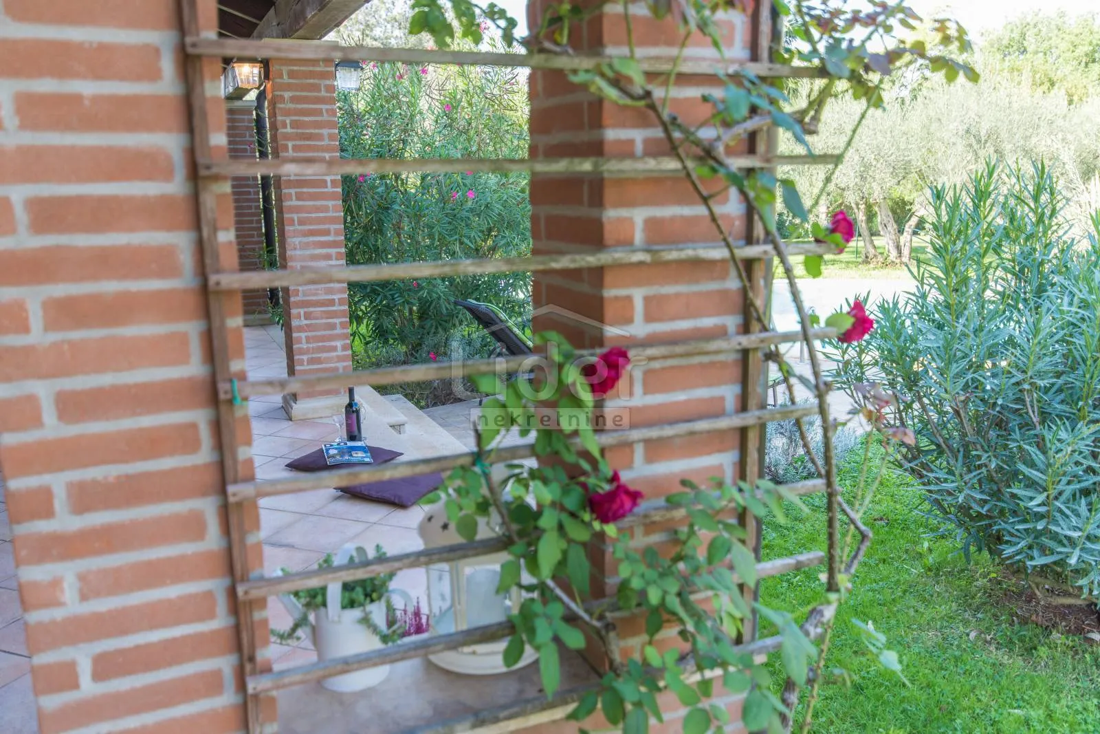 poreč-prekrasna vila na odličnoj lokaciji - slika 4