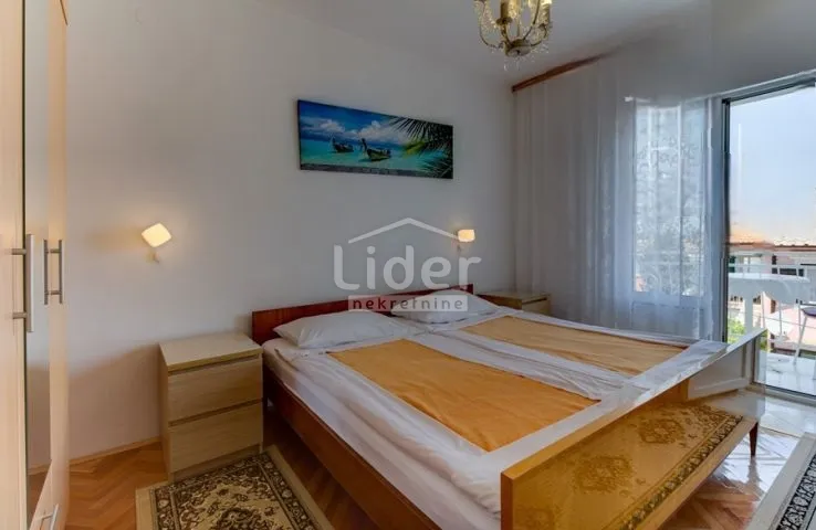 mali lošinj-kuća s pogledom na more i grad - slika 16