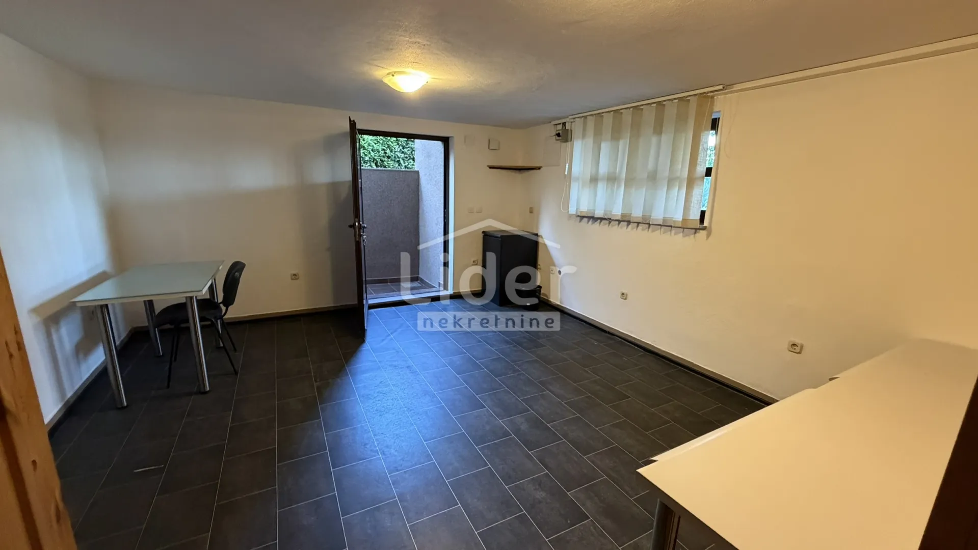 poslovne prostore 70m2 na mirnoj lokaciji iznajmljujemo - slika 10